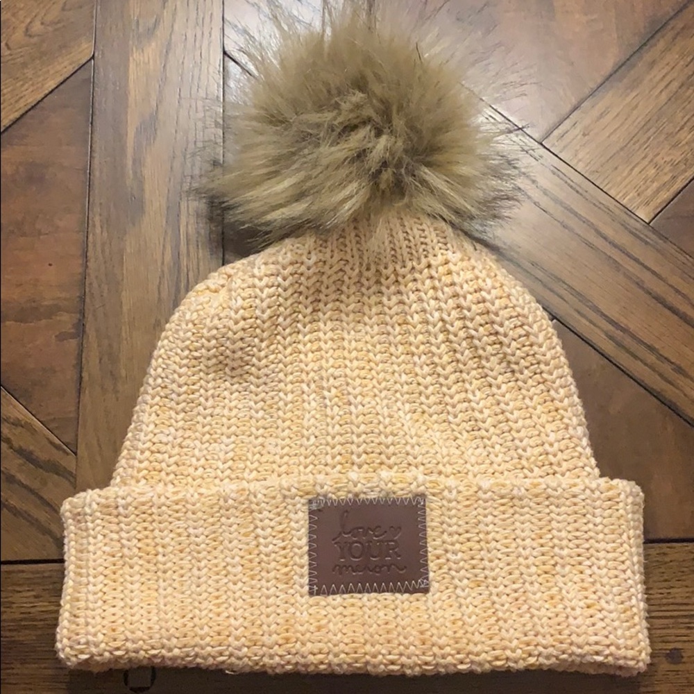 Love your melon pom hat